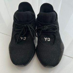 Y3 preowned black sneakers